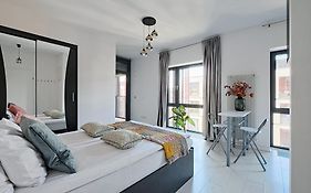 Urbannestgroup - Krochmalna 59